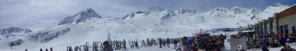 Kliknij aby ściągnąć panoramę z lodowca Stubai (482KB)